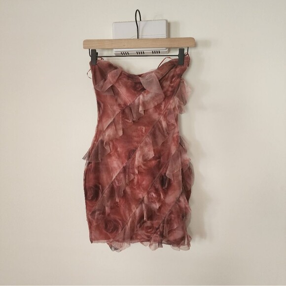 Windsor Pink Ruched Strapless Bodycon Dress Size Medium - Picture 7 of 8